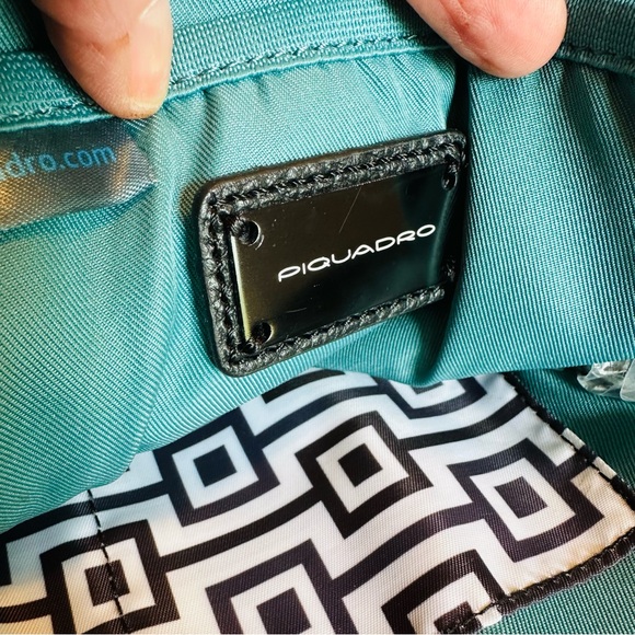 PIQUADRO BLACK LEATHER CROSSBODY UNISEX MESSENGER BAG AMAZING CONDITION 22” DROP - Picture 6 of 14